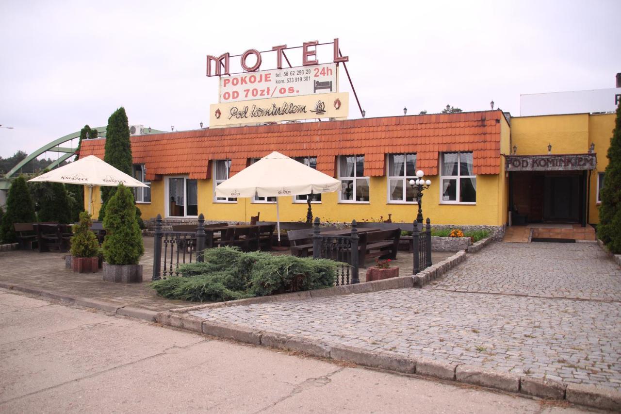 Zajazd Pod Kominkiem - Brzoza Kolo Torunia Bagian luar foto