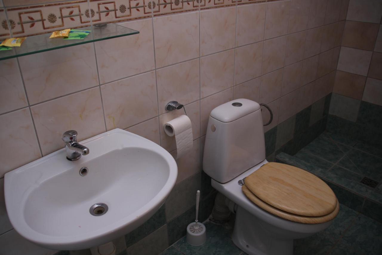 Zajazd Pod Kominkiem - Brzoza Kolo Torunia Bagian luar foto